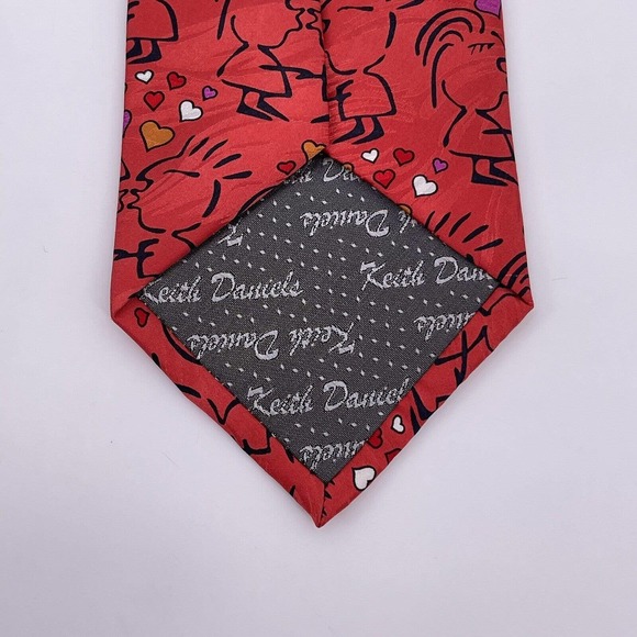 Red 100% Silk Tie Couple Kissing Hearts Kiss Valentines Romantic Keith Daniels - Picture 5 of 6